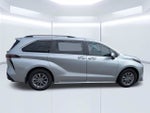 2024 Toyota Sienna XLE 8 Passenger
