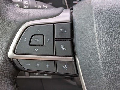 2024 Toyota Sienna XLE 8 Passenger