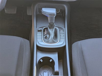 2025 Hyundai Kona SE