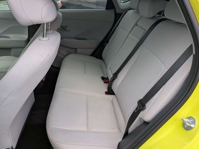 2025 Hyundai Kona SE