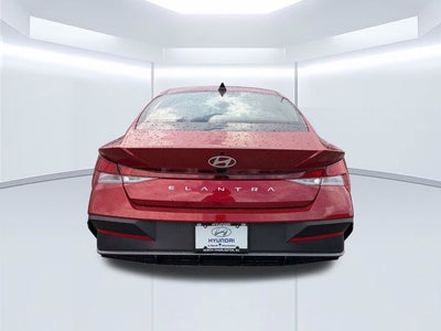 2026 Hyundai Elantra SE