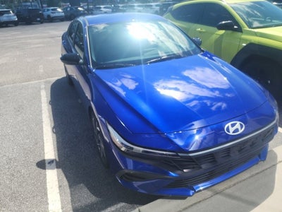 2025 Hyundai Elantra SEL Sport