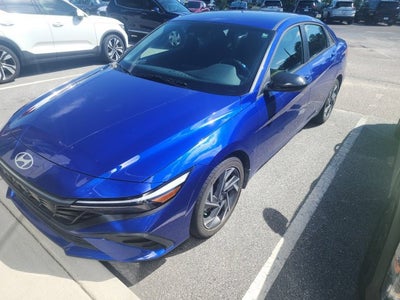 2025 Hyundai Elantra SEL Sport