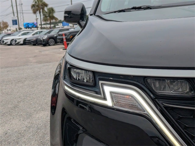 2023 Kia Carnival LX