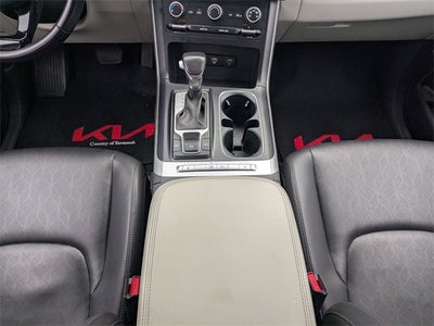 2023 Kia Carnival LX