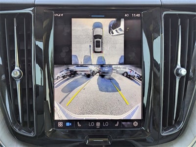 2024 Volvo XC60 B5 Plus Dark Theme