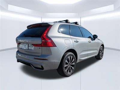 2024 Volvo XC60 B5 Plus Dark Theme