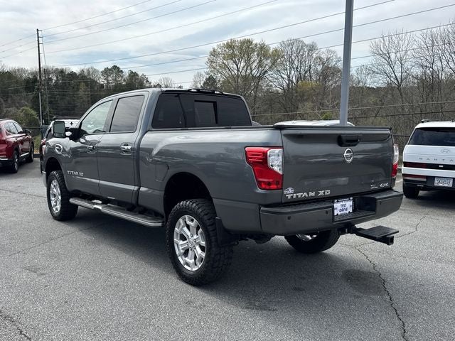 2017 Nissan Titan XD SL