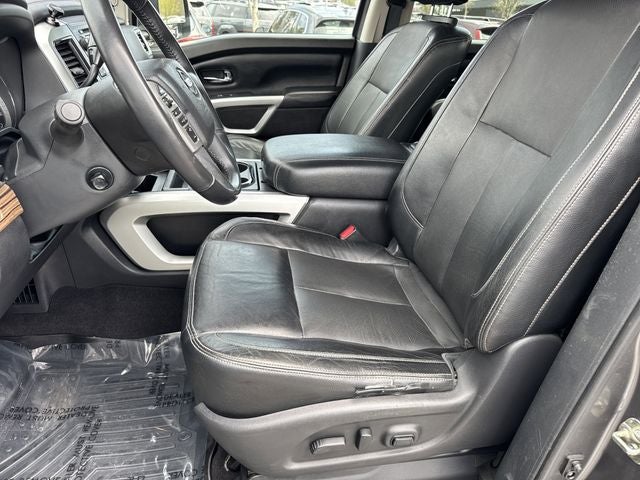 2017 Nissan Titan XD SL