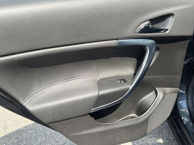 2011 Buick Regal CXL Oshawa