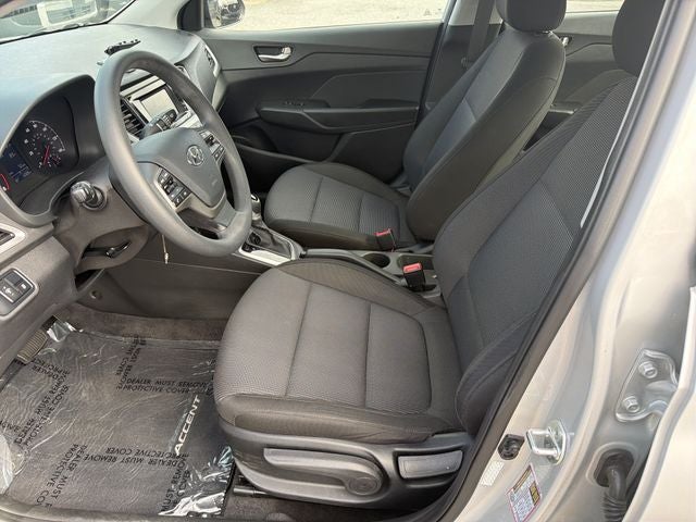 2022 Hyundai Accent SE