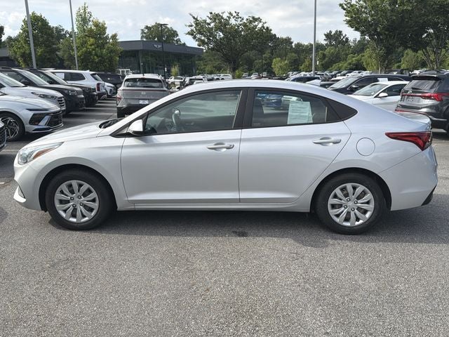 2022 Hyundai Accent SE