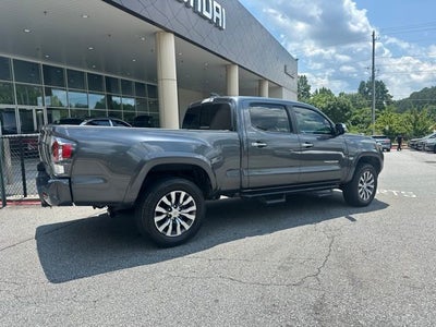 2022 Toyota Tacoma Limited V6