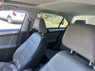 2016 Volkswagen Jetta Hybrid SEL Premium