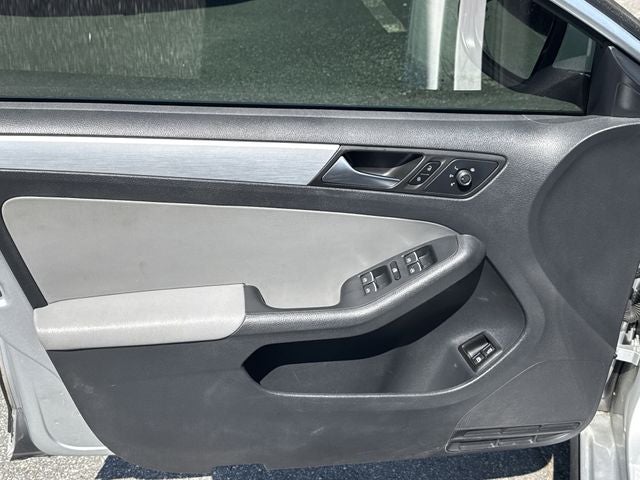 2016 Volkswagen Jetta Hybrid SEL Premium