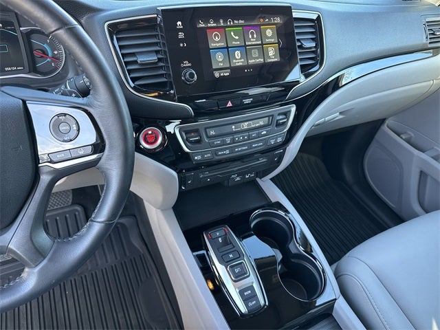 2019 Honda Pilot Touring 8 Passenger