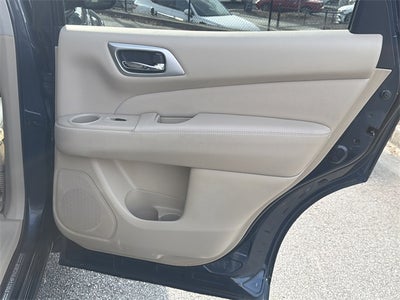 2014 Nissan Pathfinder SL