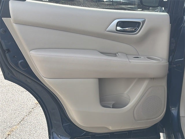 2014 Nissan Pathfinder SL