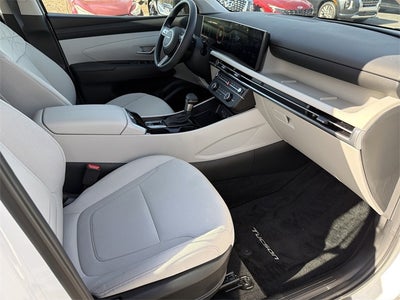 2025 Hyundai Tucson SE