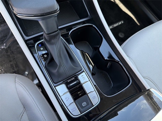 2025 Hyundai Tucson SE