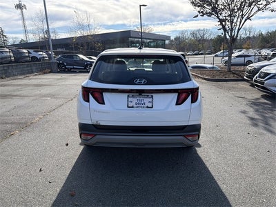 2025 Hyundai Tucson SE