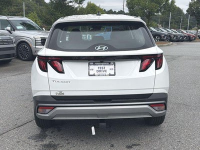 2026 Hyundai Tucson SE FWD