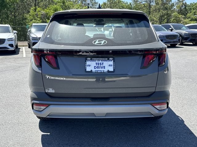 2026 Hyundai Tucson SE FWD