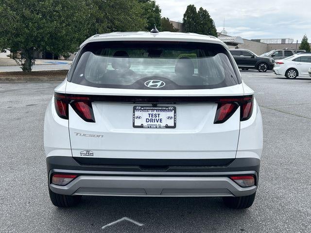 2026 Hyundai Tucson SE FWD