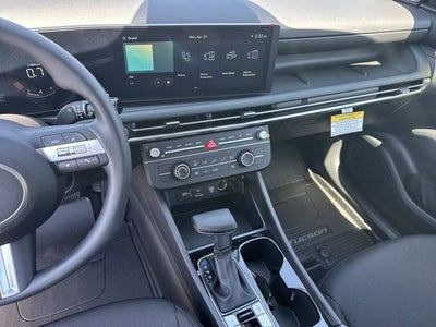 2026 Hyundai Tucson SE FWD