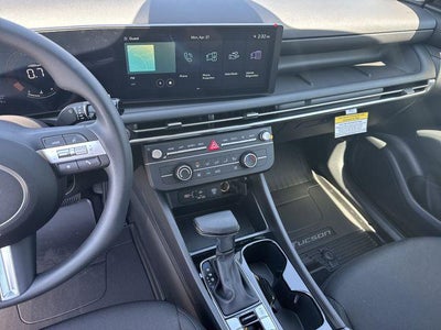2026 Hyundai Tucson SE FWD