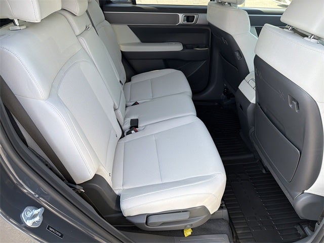 2026 Hyundai Santa Fe SE FWD