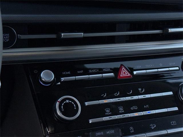 2026 Hyundai Santa Fe SE FWD