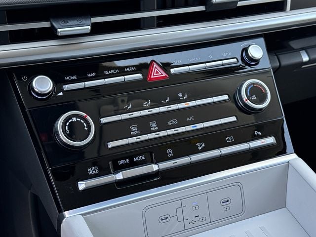 2026 Hyundai Santa Fe SE FWD