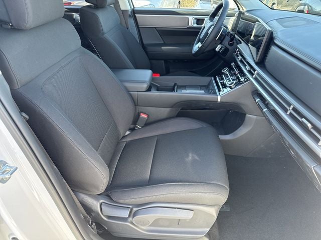 2026 Hyundai Santa Fe SE FWD