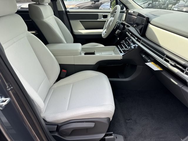2026 Hyundai Santa Fe SE FWD