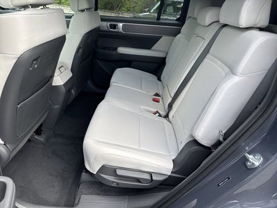 2026 Hyundai Santa Fe SE FWD