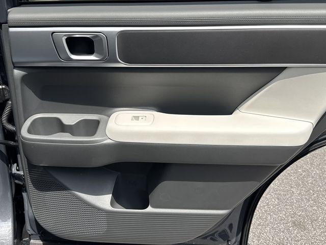 2026 Hyundai Santa Fe SE FWD