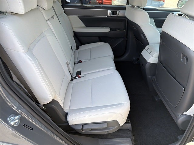 2026 Hyundai Santa Fe SE FWD