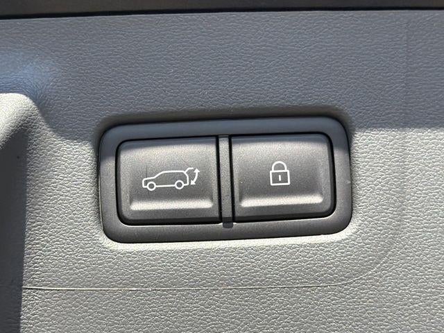 2026 Hyundai Santa Fe SE FWD