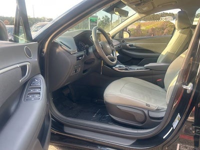 2022 Hyundai Sonata SE