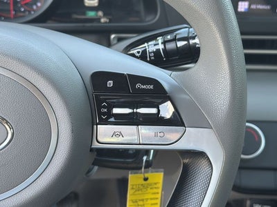 2022 Hyundai Elantra SE