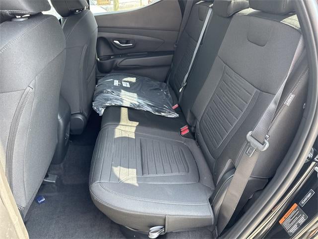 2026 Hyundai Santa Cruz SE FWD