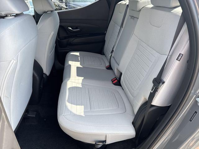 2025 Hyundai Santa Cruz SE FWD