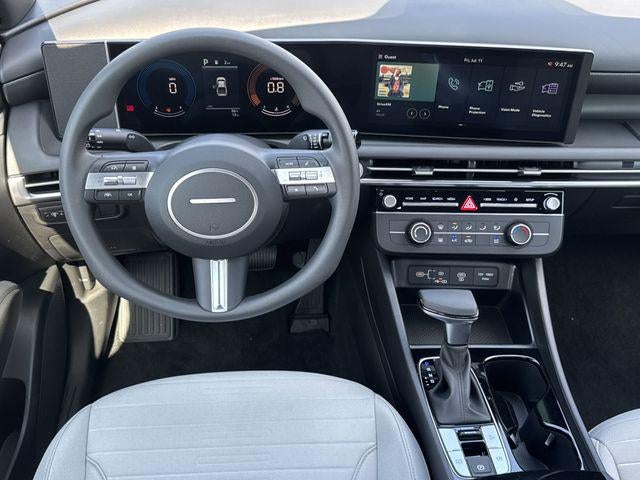 2025 Hyundai Santa Cruz SE FWD