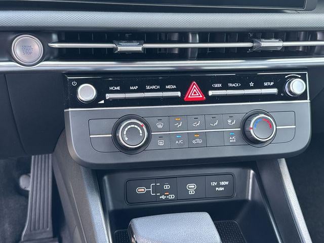 2025 Hyundai Santa Cruz SE FWD