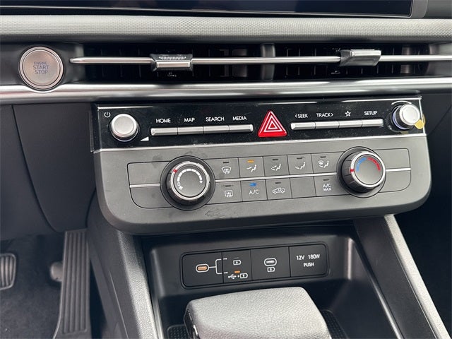 2026 Hyundai Santa Cruz SE FWD