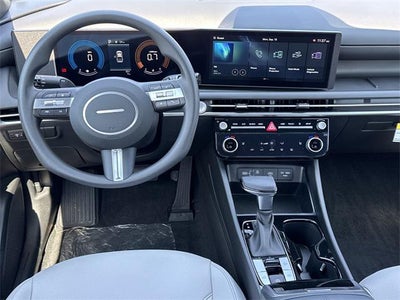 2026 Hyundai Santa Cruz SEL FWD