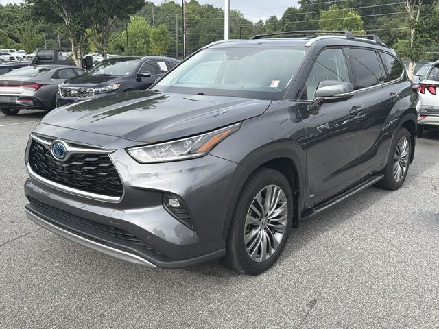 2021 Toyota Highlander Hybrid Platinum