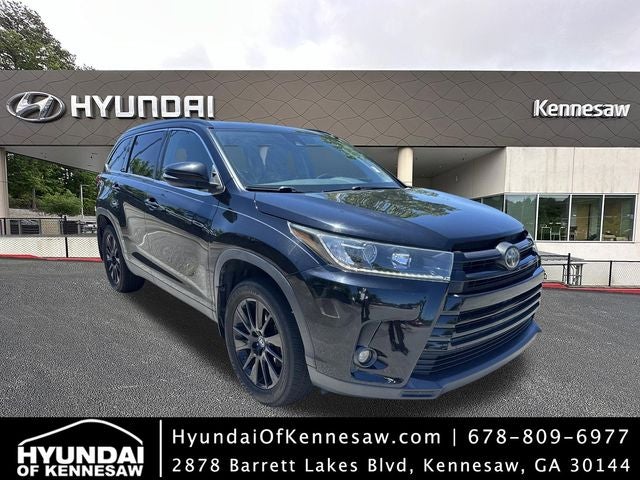 2019 Toyota Highlander SE