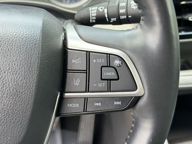 2022 Toyota Highlander Hybrid Limited